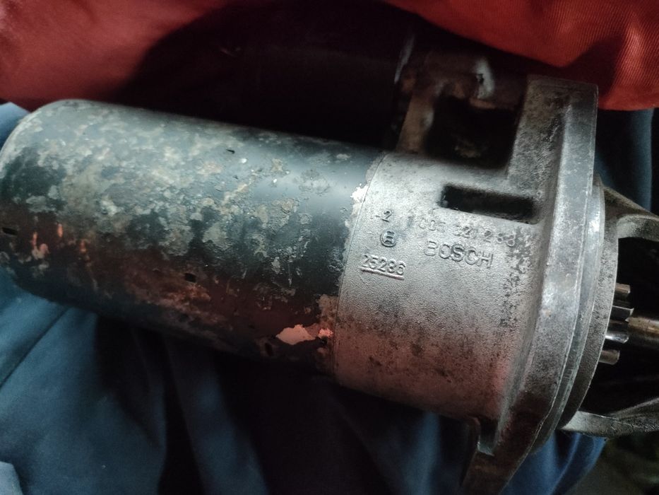 Продам запчасти на Ауди 100 с3