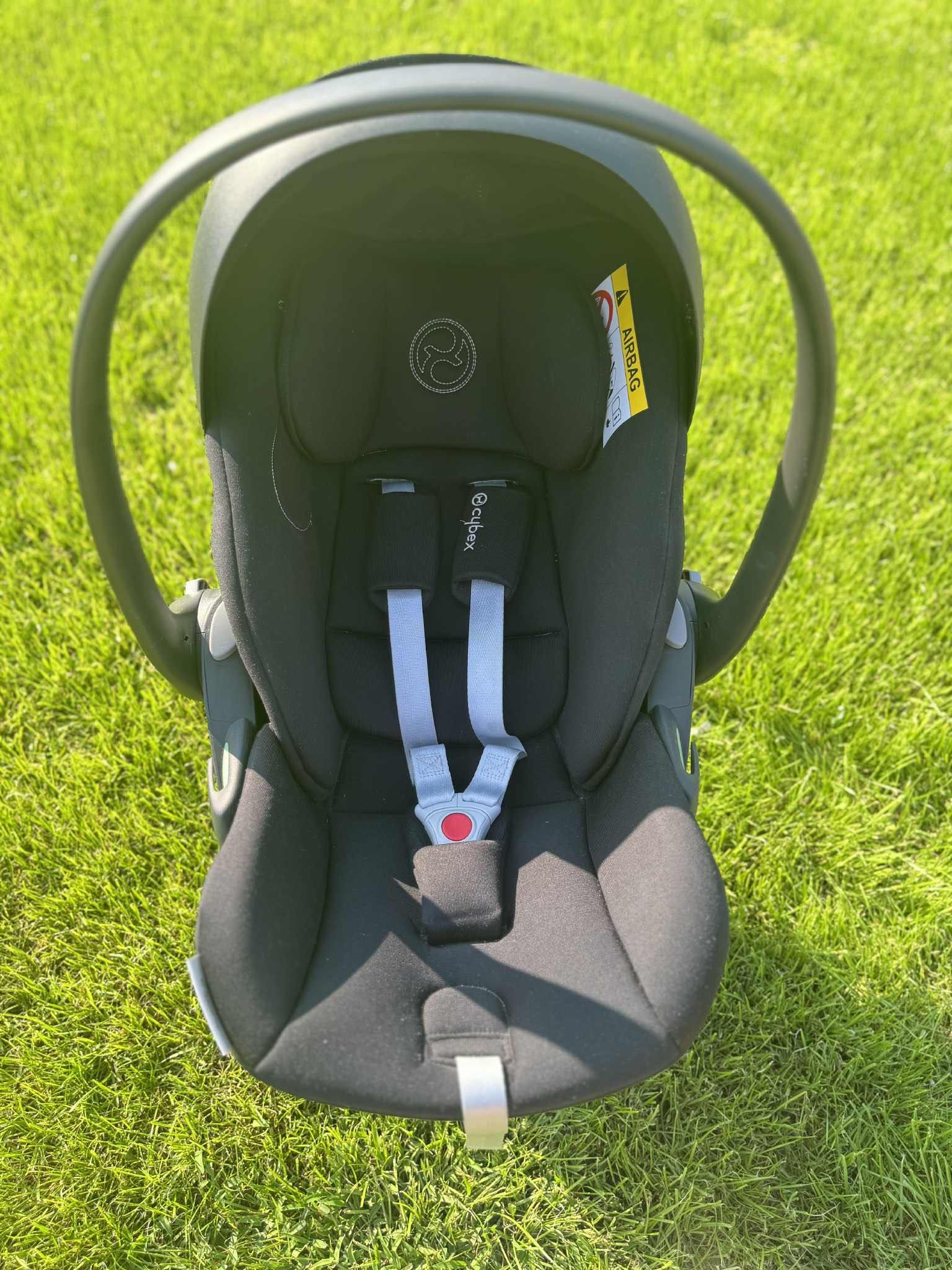 Столче за кола Cybex cloud G I-size + адаптери за количка Cybex Balios
