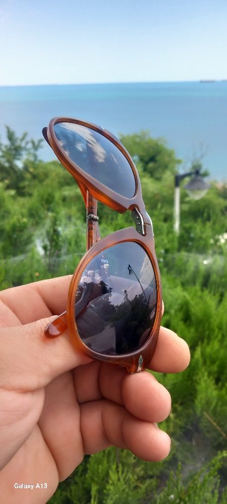 Слънчеви очила Persol 714