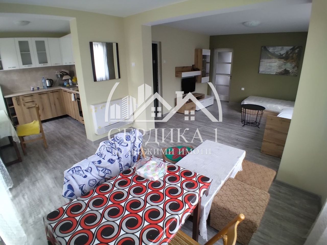 Продава се Къща в с. Самораново, Област Кюстендил - 240 кв.м за 833 €/кв.м - Снимка #1