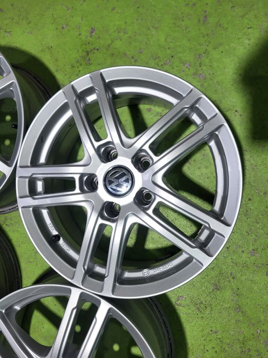 16 5x112 Vw Passat  Tiguan Touran Caddy Skoda Audi 5х112