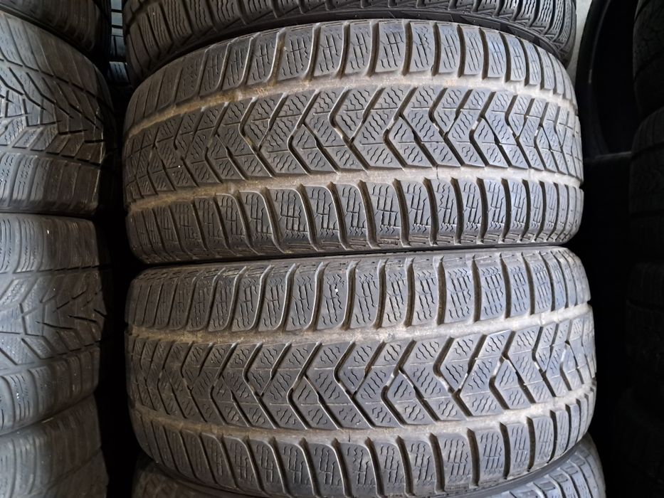Anvelope second iarna 225 45 R17 Pirelli