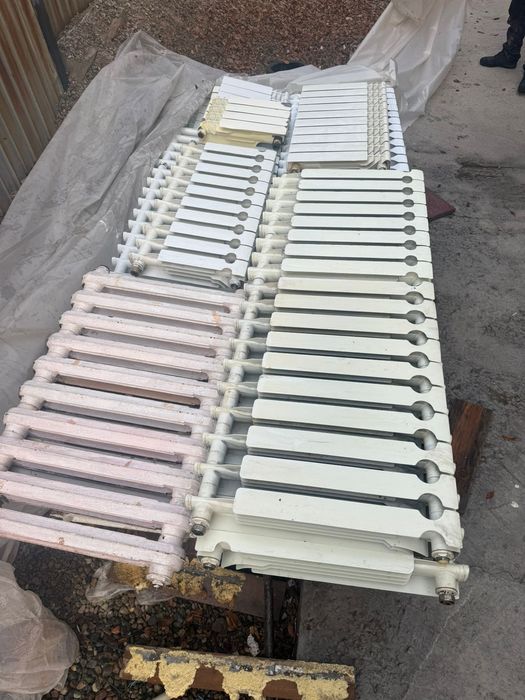 Срочно продам радиаторы отопления алюминиевые чугунные в отличном сост