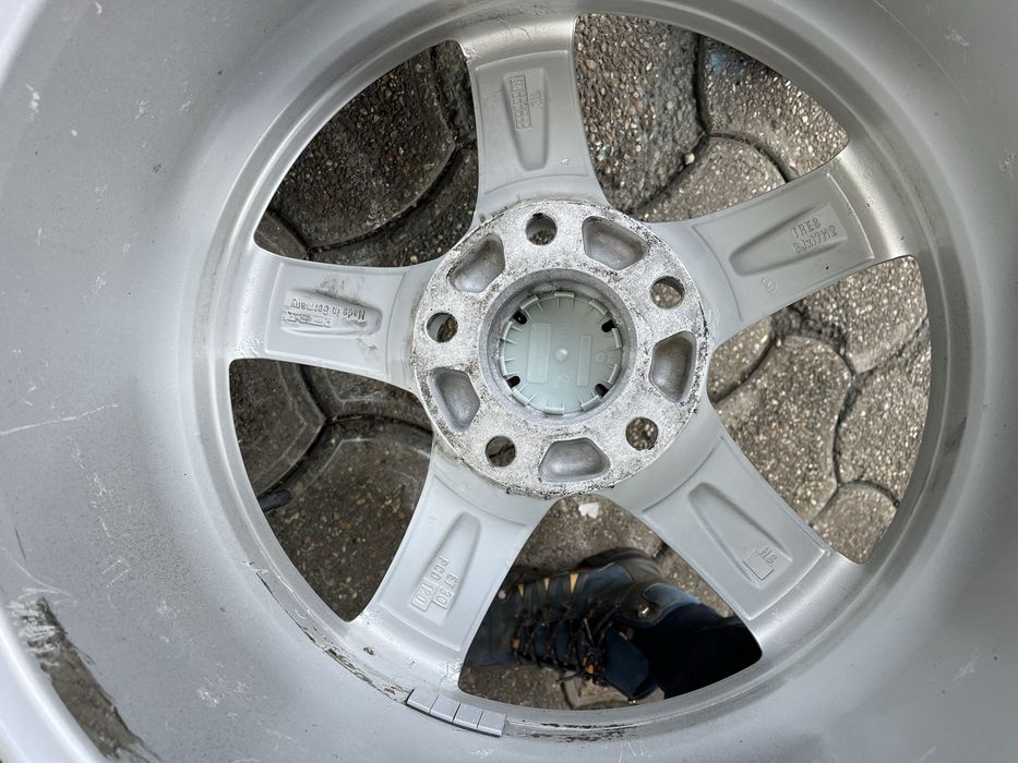 Jante aliaj 5x120mm, anvelope iarna 225/55 R17, BMW F10, F11, E60, X1