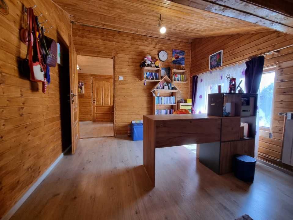 Casa cu 5 camere în Târgșoru Nou, Prahova