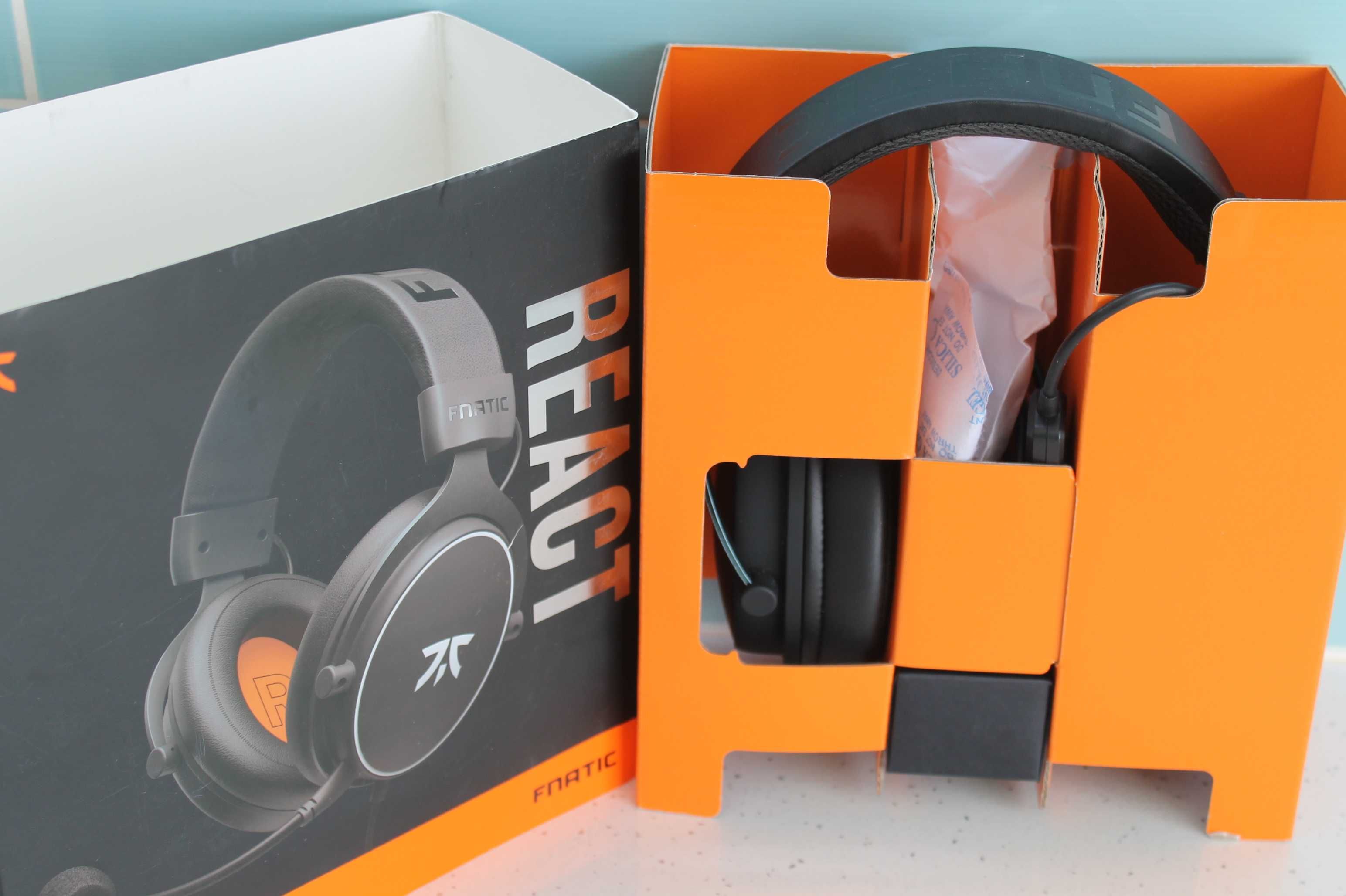 Fnatic REACT Gaming Headset - Гейминг Слушалки