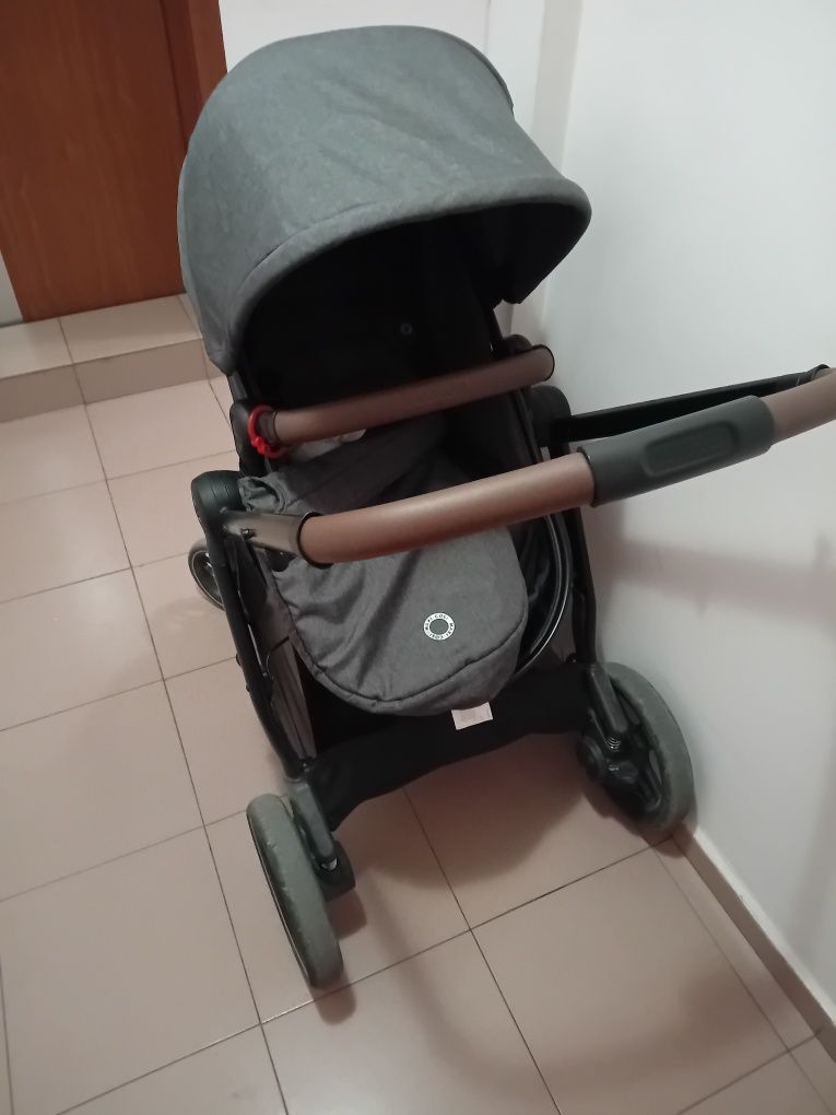 Бебешка количка Maxi cosi+ столче за кола