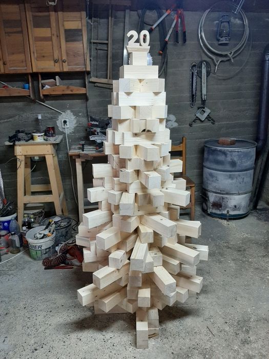 Brad crăciun din lemn