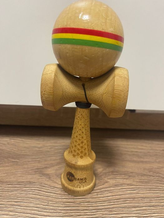 Kendama USA  aproape Nou