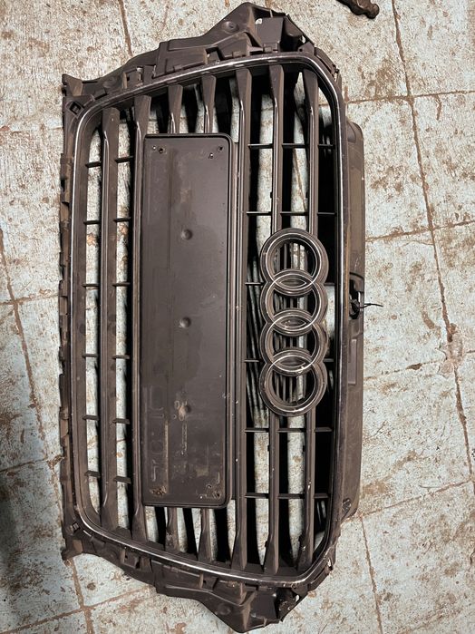 Grila frontala Audi A6 c7 Sline