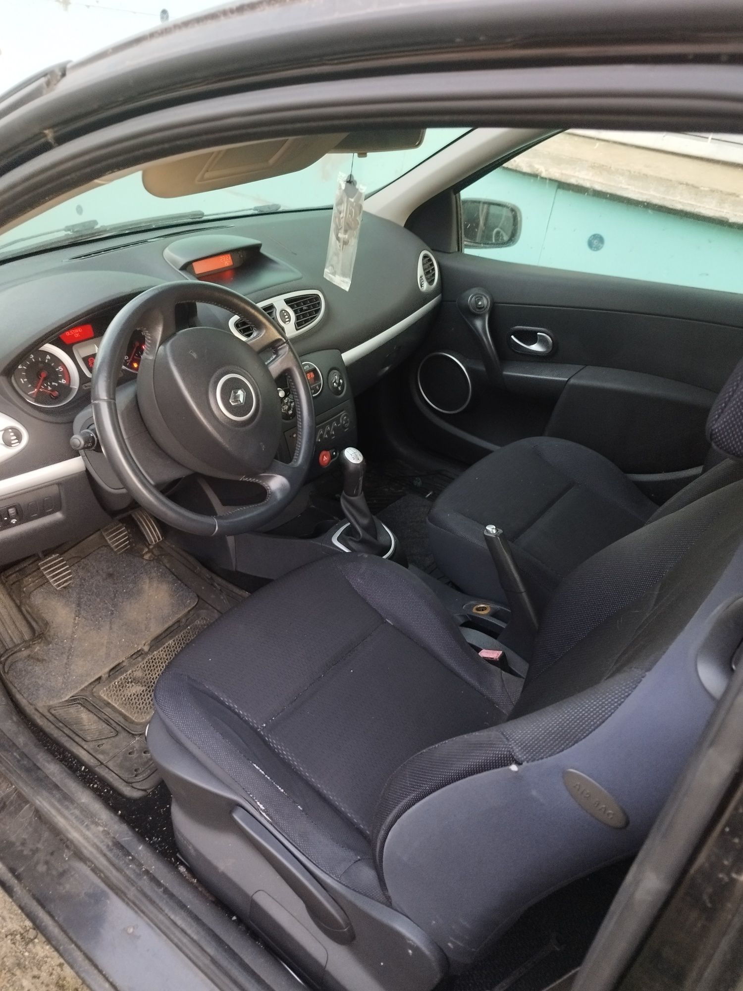 Renault Clio 3 1.5 Dci 86кс цяла за части
