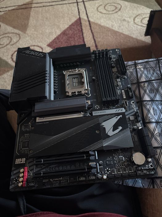 Материнская плата z790 Aorus Elite AX DDR5 WI-FI