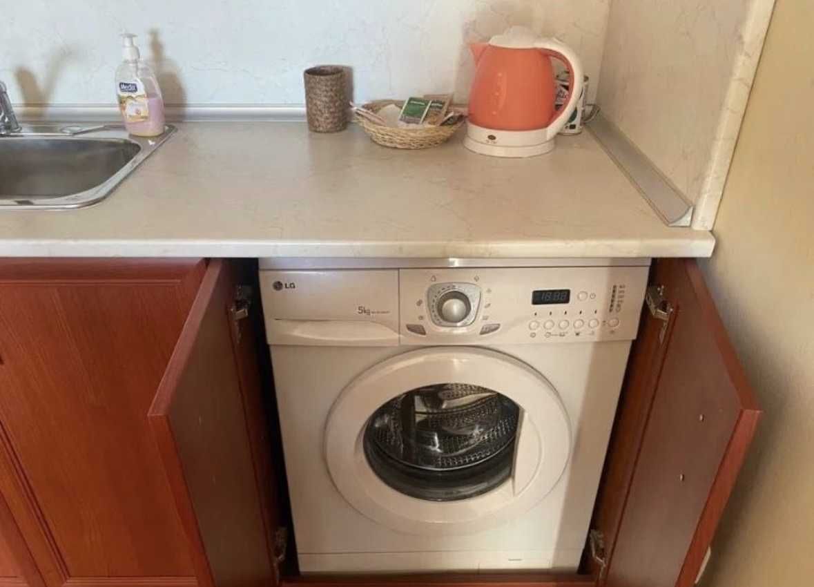 Продава се Двустаен апартамент в Обзор - 72 кв.м за 862 €/кв.м - Снимка #3