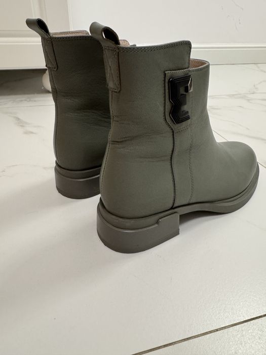 Ghete din piele naturala Kaki