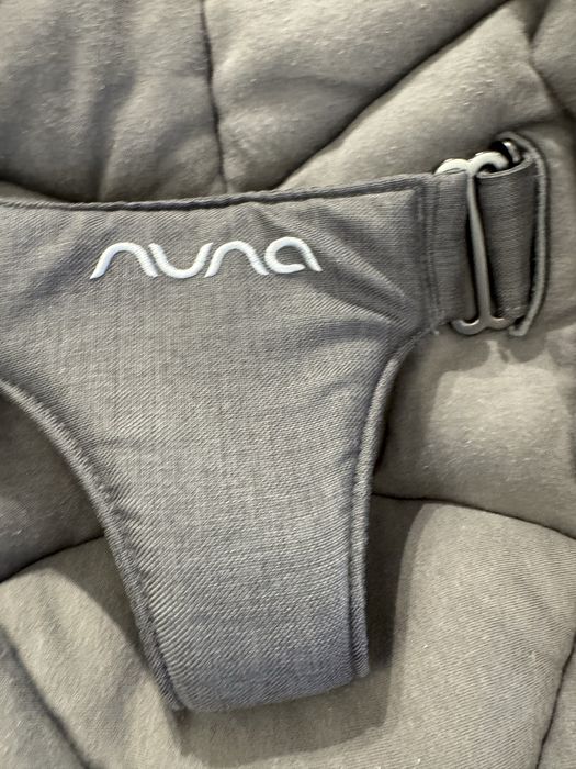 Balansoar Nuna Leaf cu bara de activitati