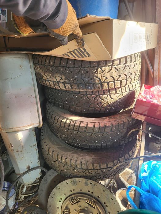 185/75/16с шины продам Газель