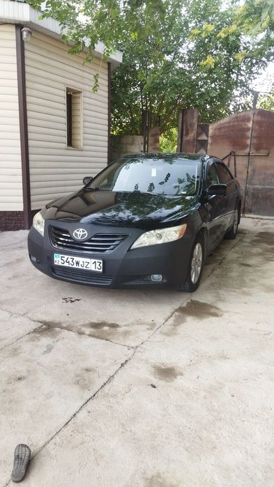 Машина Camry 40 автомобиль