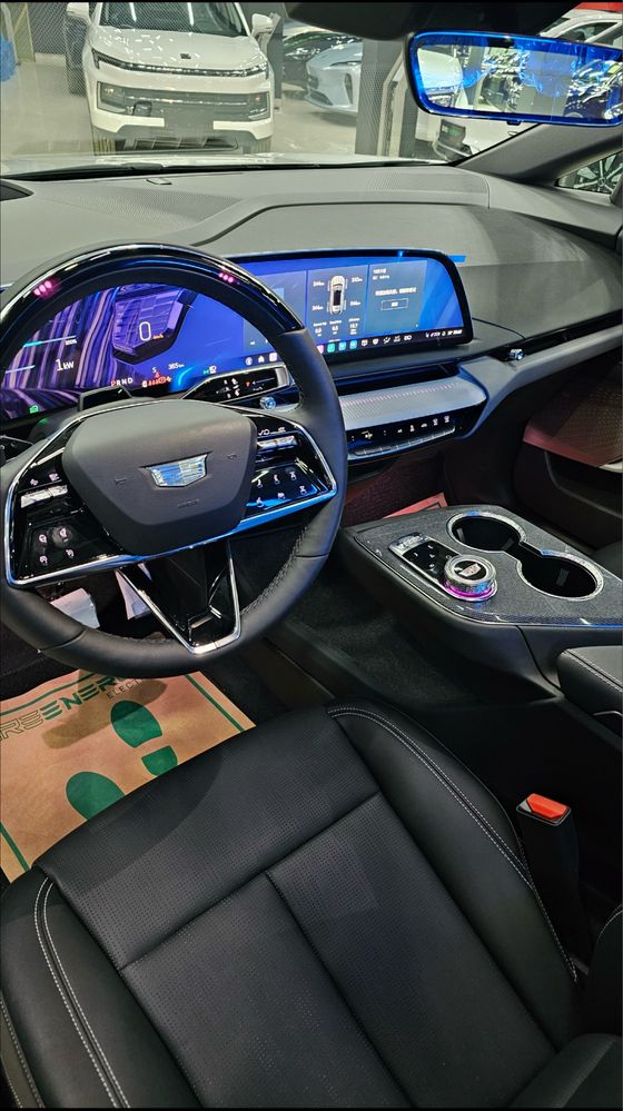 Cadilac optiq 2024