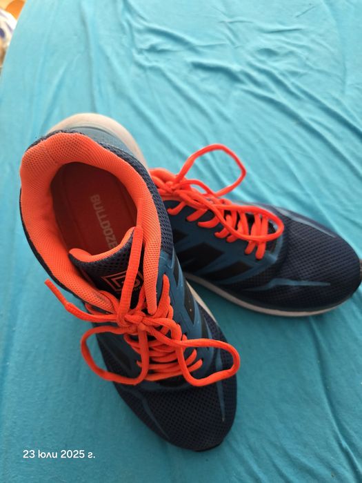 Мъжки маратонки в перфектно състояние номер 42