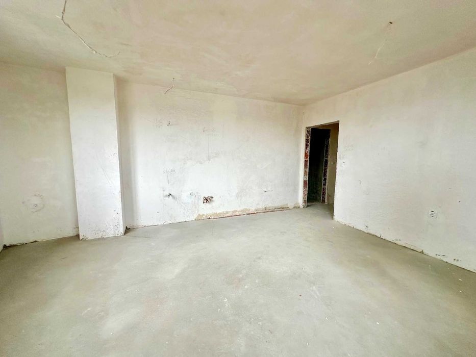 Тристаен апартамент в Люлин 2