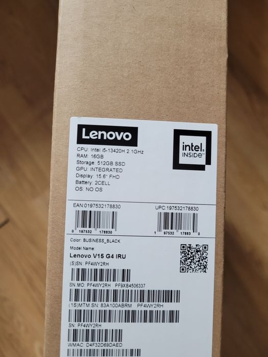 Vand Laptop nou lenovo