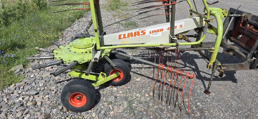 Grebla claas linear 470 aducat fan iarba lucerna. 4.7 m