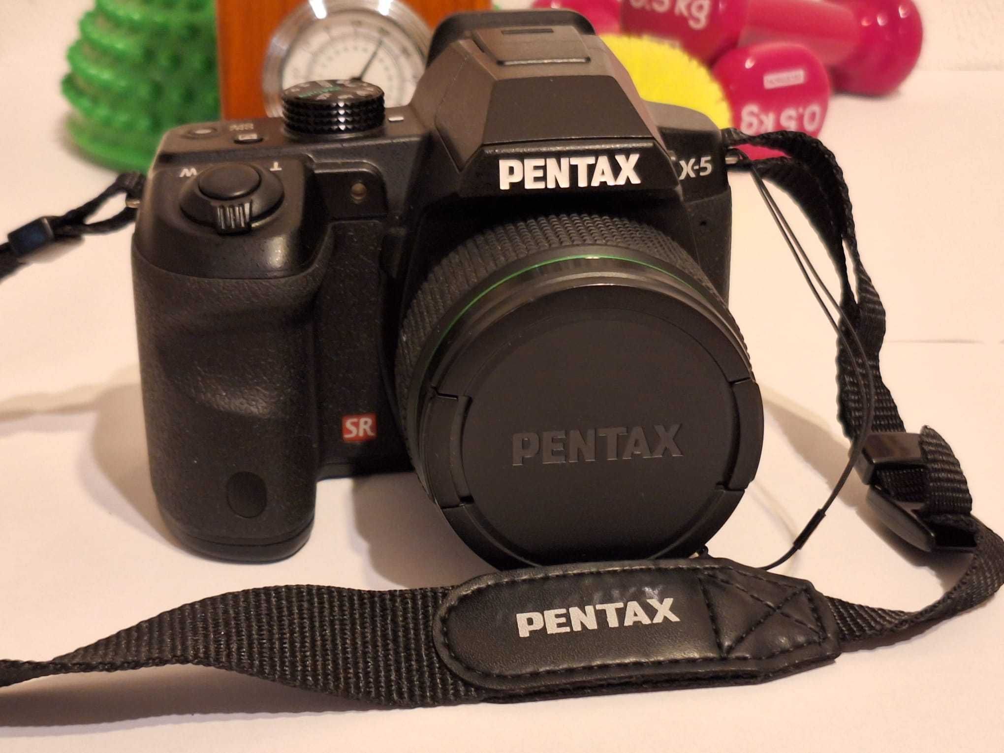 Aparat foto Bridge Pentax X-5 doar 1200 poze facute (EXCELENT)