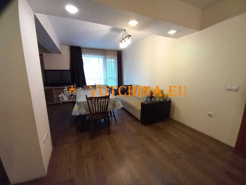 Продава се Тристаен апартамент в Варна, Бриз - 120 кв.м за 1889 €/кв.м - Снимка #2
