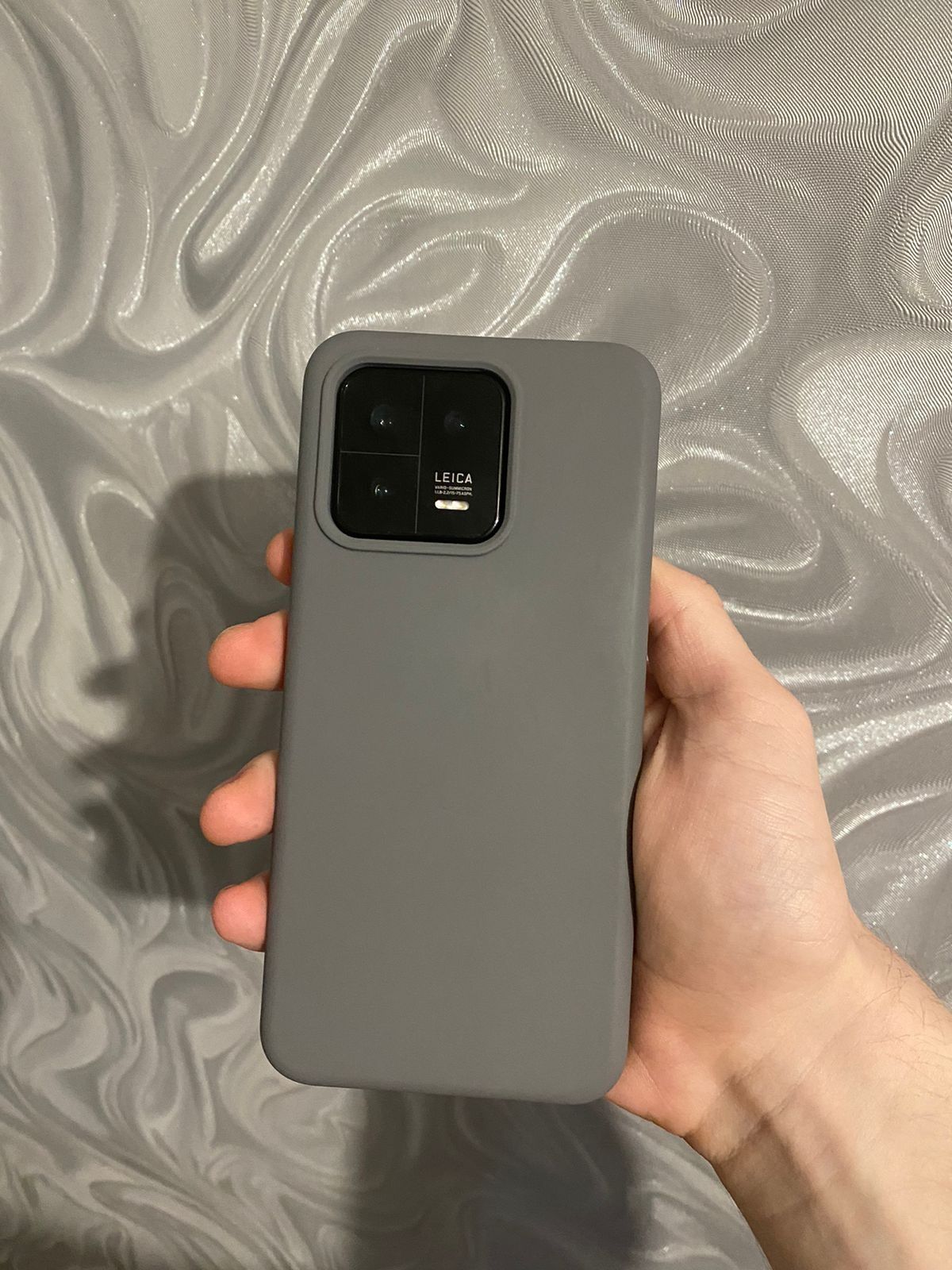 Обменяю xiaomi 13 12/256