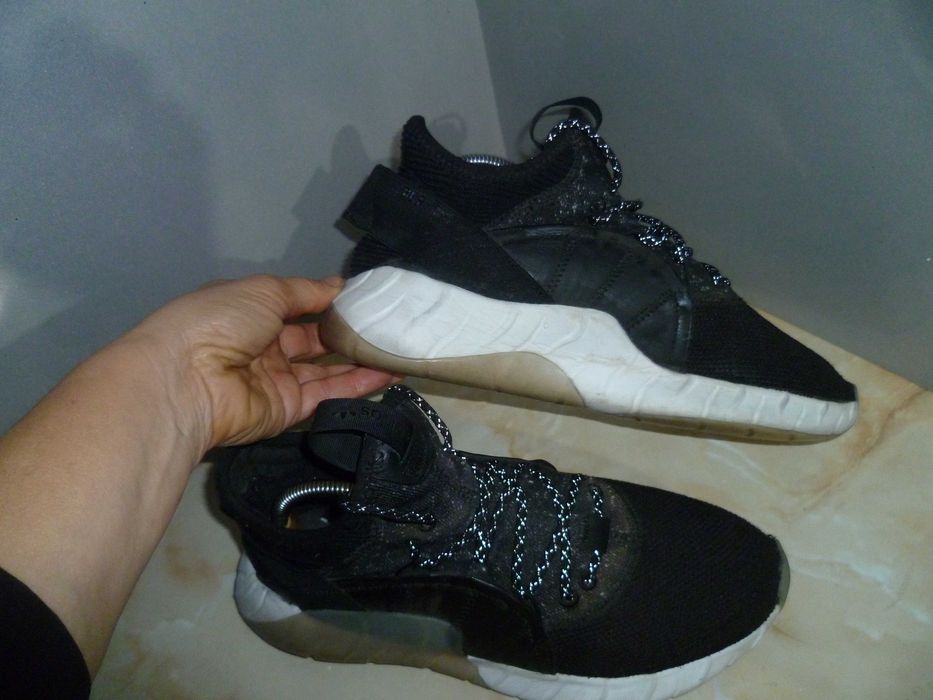 ADIDAS маратонки №42
