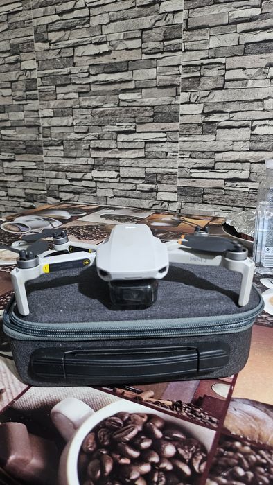 Drona DJI MINI 2
