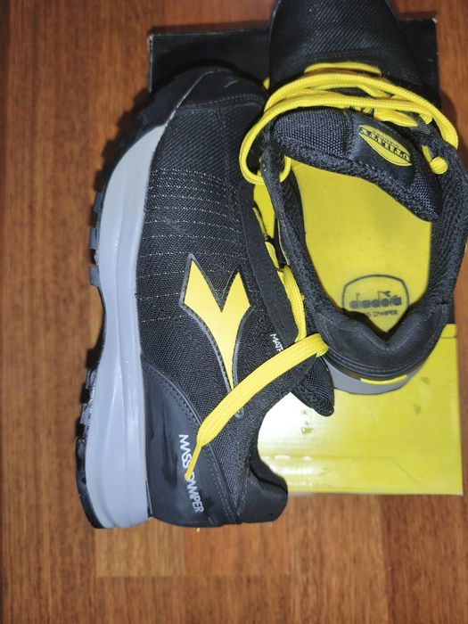 Мъжки обувки DIADORA