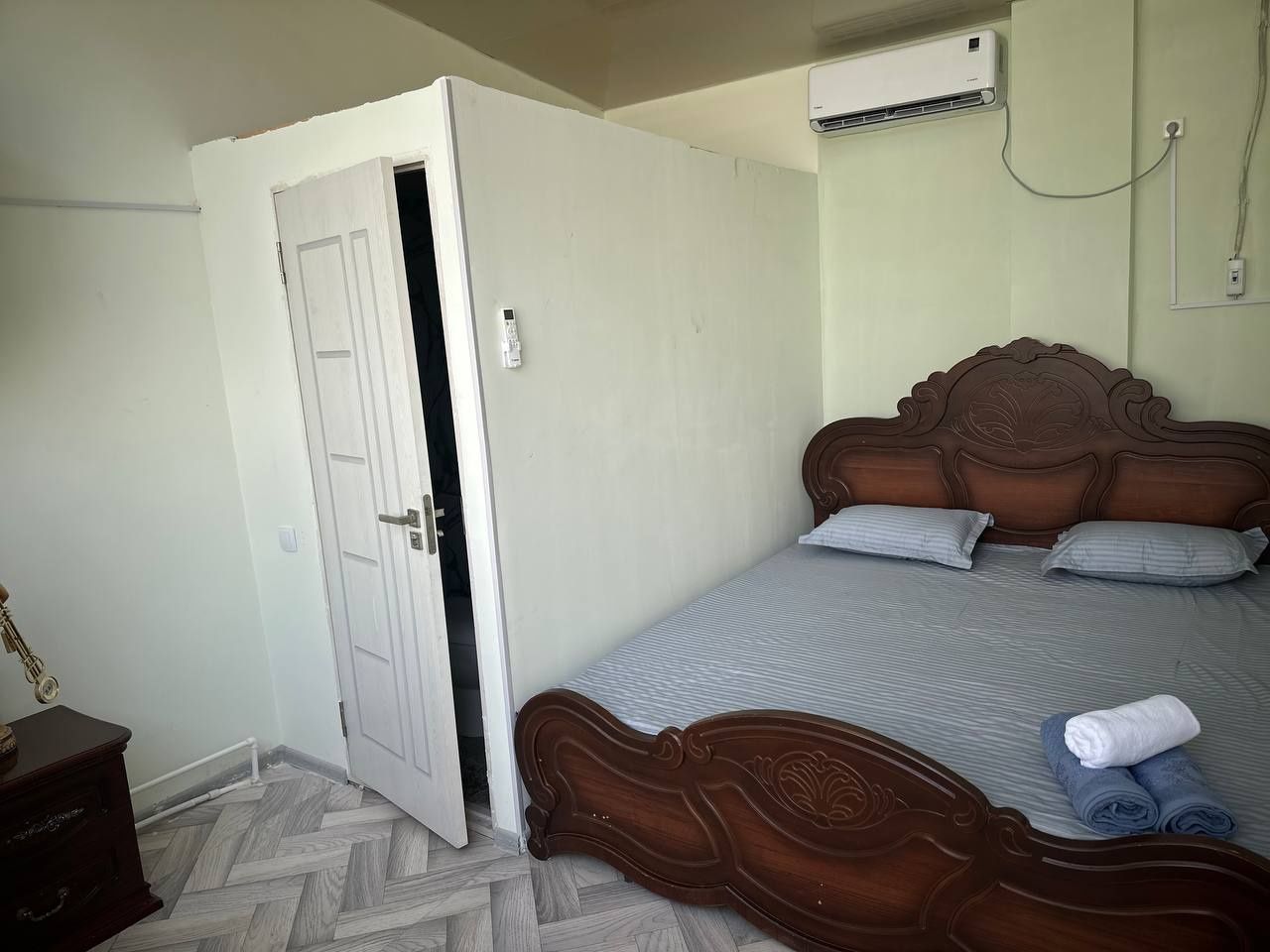 Hostel hotel mexmonxona