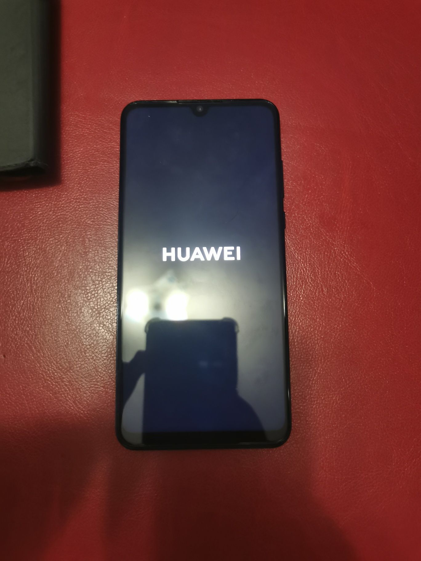 Vând huawei p30 lite black impecabil fără nici o problema