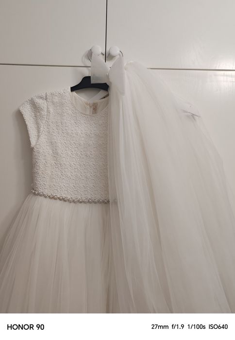 Rochiță Elegantă Albă de Ocazie Anne Be Be (Trena Detașabilă Inclusă)