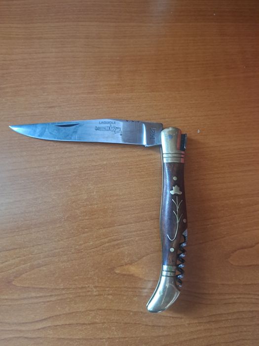 Briceag Laguiole Bougna