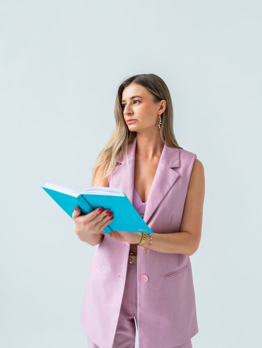 Преподаватель английского языка