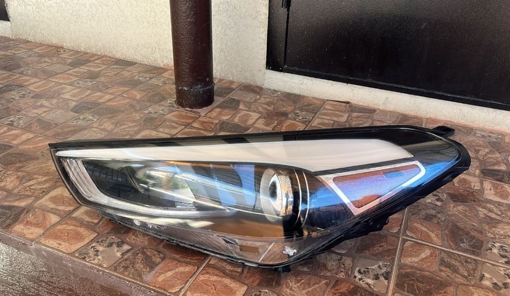 Фара передний Туксон