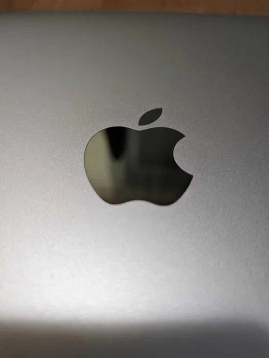 MacBook Pro 13 2017 1TB