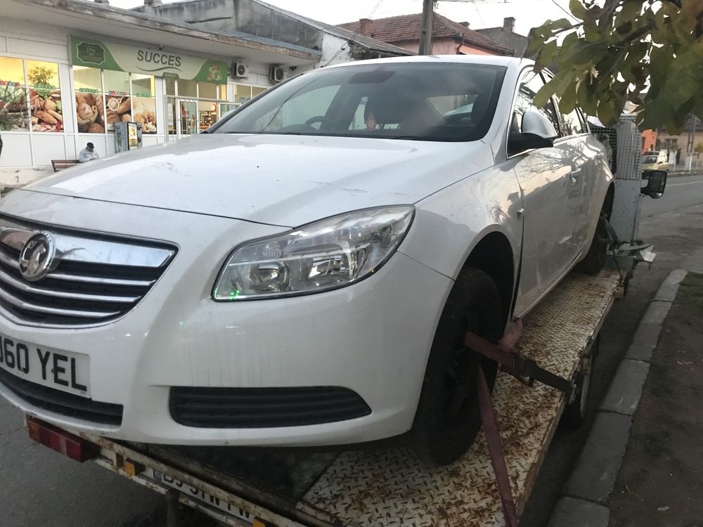 Dezmembrez Opel Insignia Vectra c