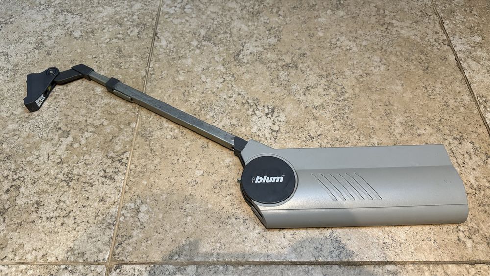 Механизми Blum AVENTOS HF top + панти