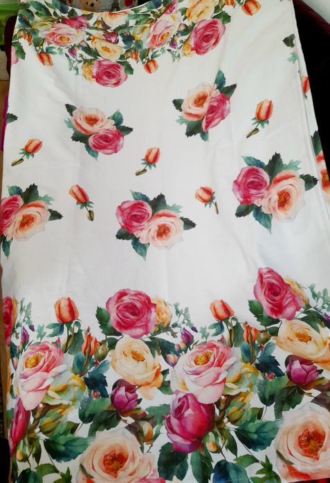 Fata de masa bumbac trandafiri