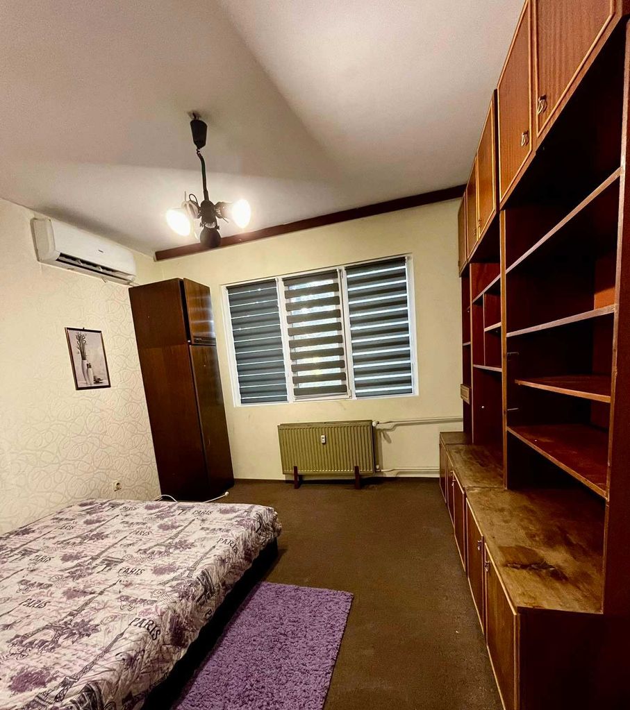 Дава се под наем Тристаен апартамент в Плевен, Дружба 1 - 100 кв.м за 280.5 € - Снимка #1
