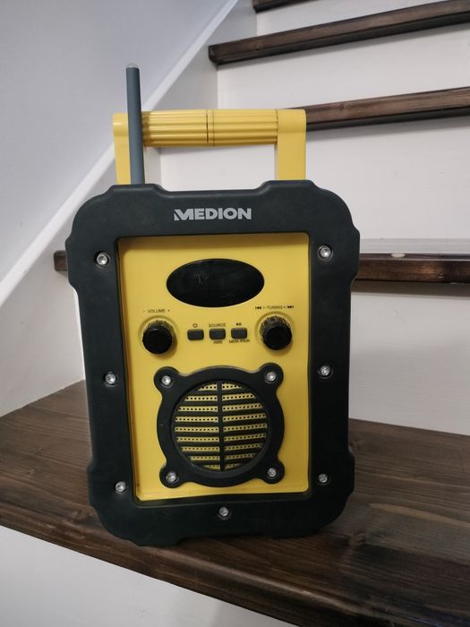 Radio adaptat dewalt 18 volți