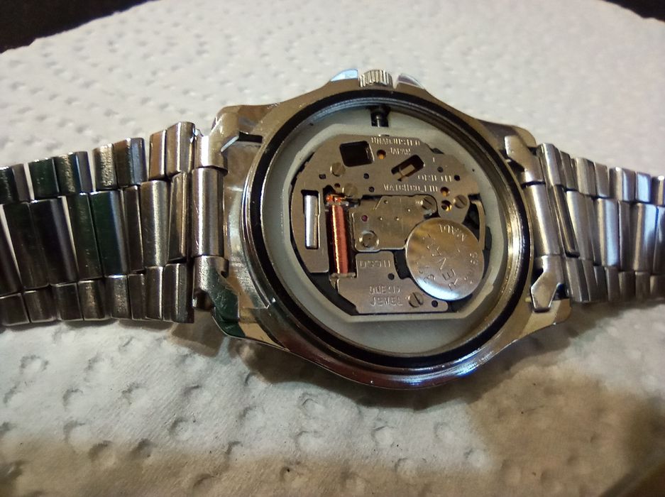 ORIENT -Кварцов часовник