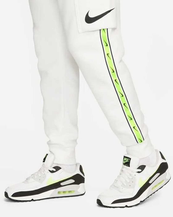 Мъжко долнище Nike Sportswear Repeat Men's Fleece Joggers