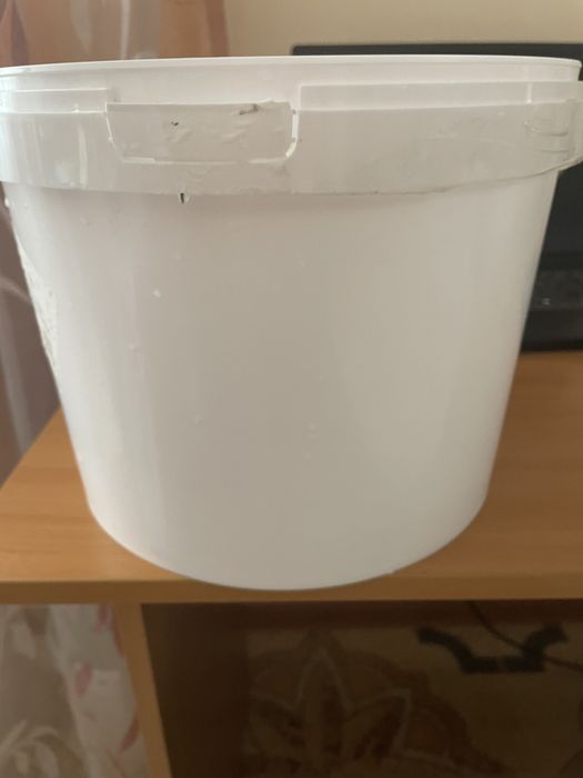 Тара, из под мёда, чистая.