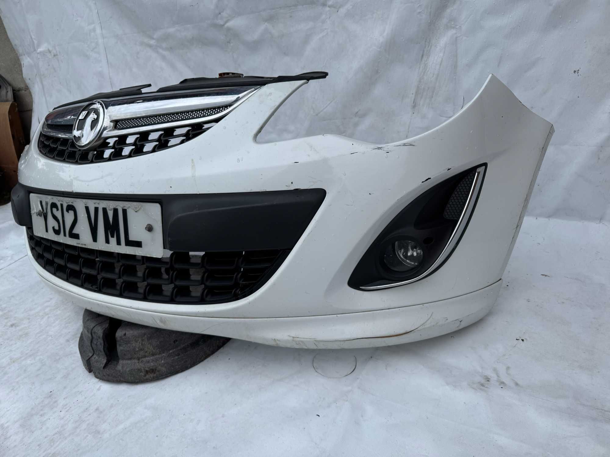 Bara Fata Opel Corsa D Facelift