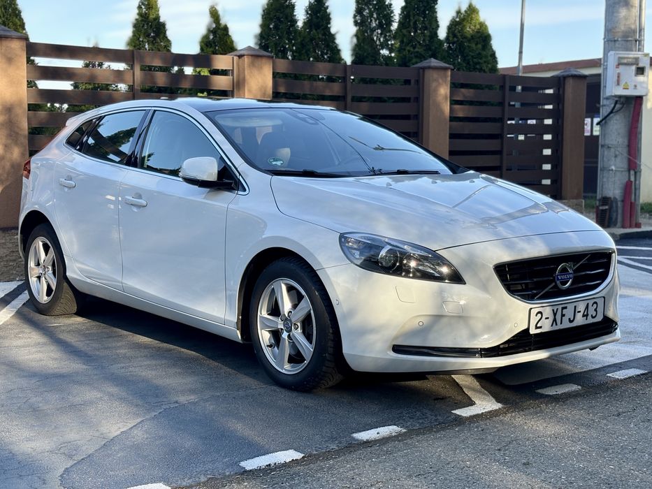 Volvo V40 2.0  190 CP