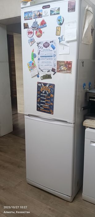 Холодильник indesit